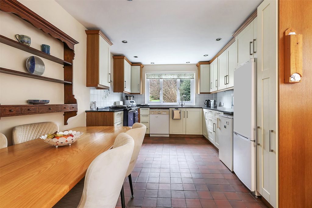 Property photo 2 of 19 Picture No. 08