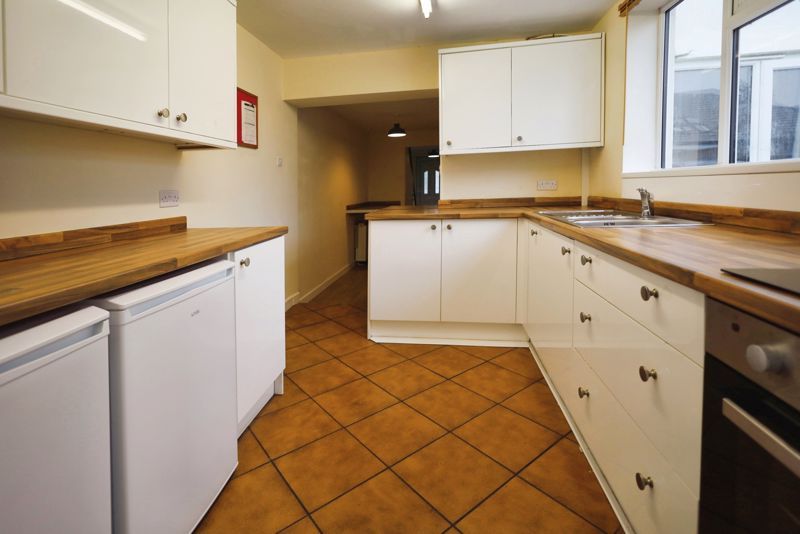 Property photo 3 of 12 Photo 15