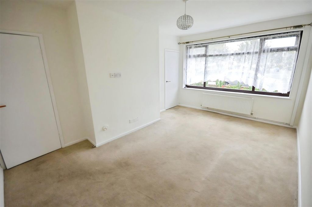 Property photo 2 of 7 c1Fd03A0-3.Jpg