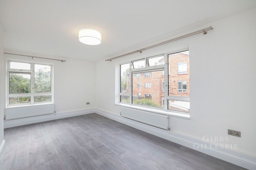Property photo 2 of 11 Pbox-Img.Jpg