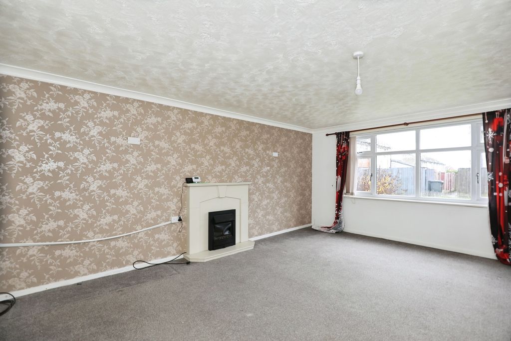 Property photo 3 of 17 Pbox-Img.Jpg