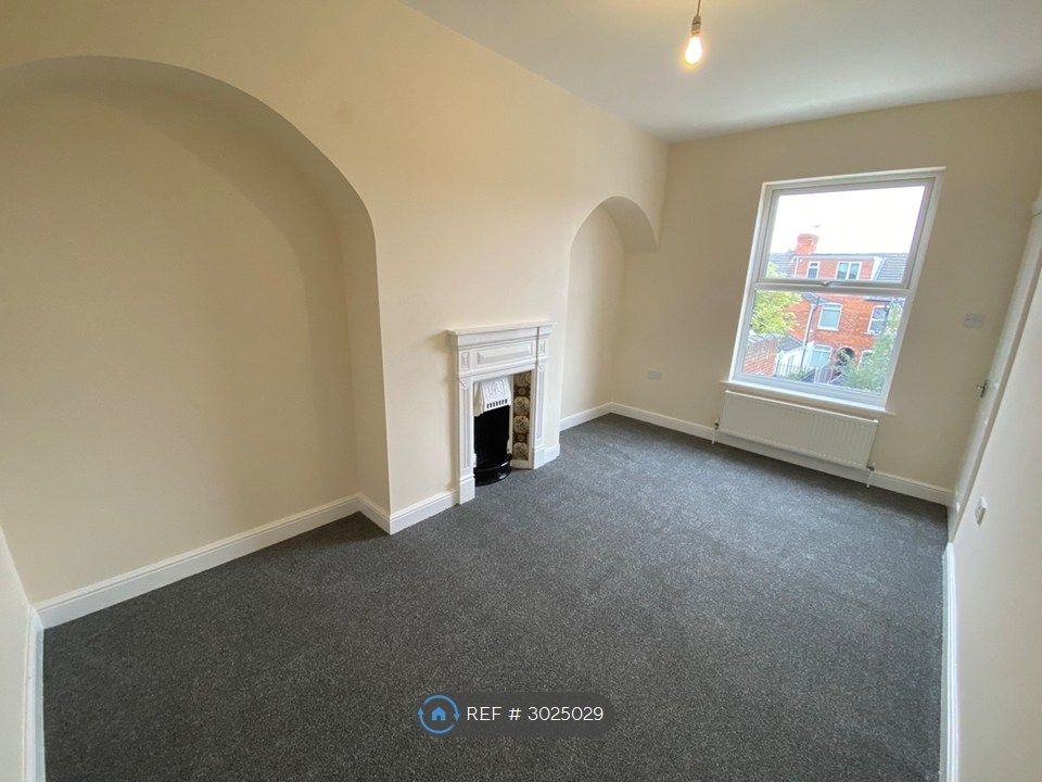 Property photo 2 of 12 Living Room