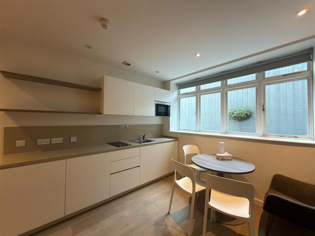 Property photo 1 of 5 F8927c90-Efb3-4E17-Bd02-51B7E07Bc779 2.Jpg
