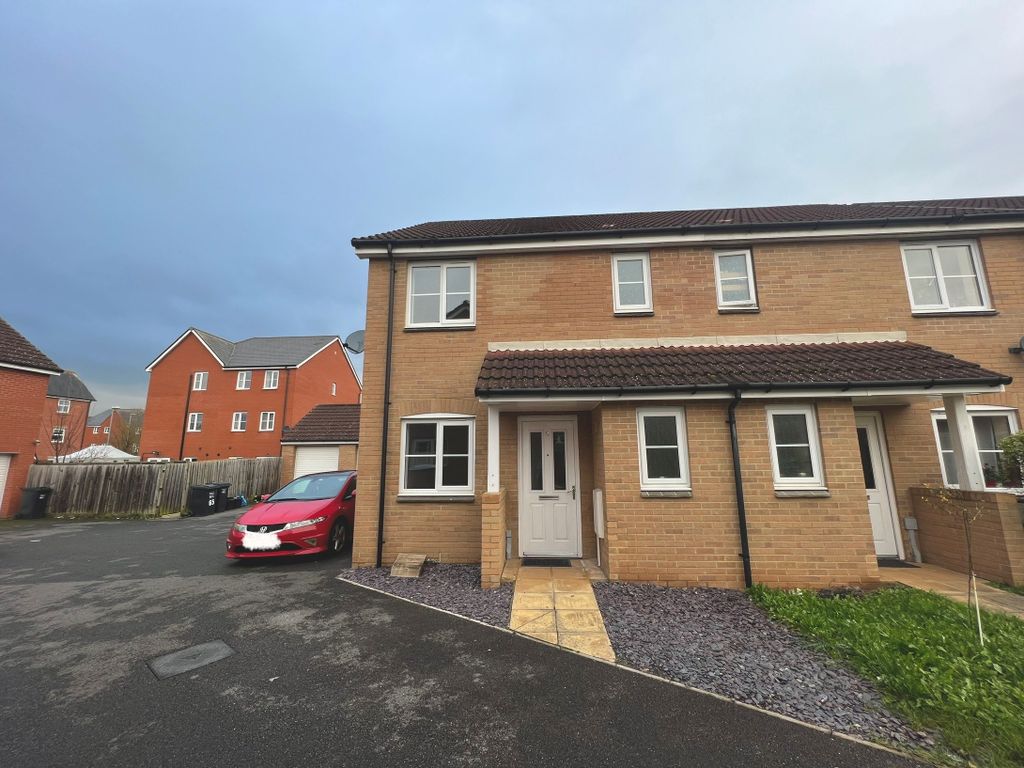 Property photo 1 of 16 Front