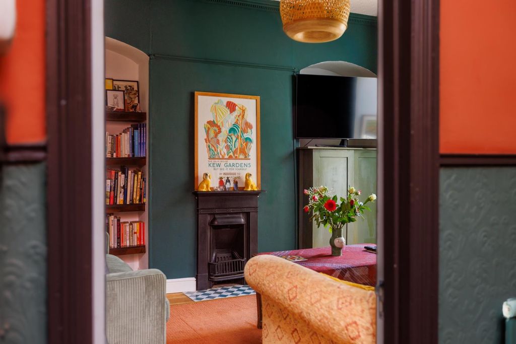Property photo 3 of 31 4 Station Road, Bs11-26.Jpg
