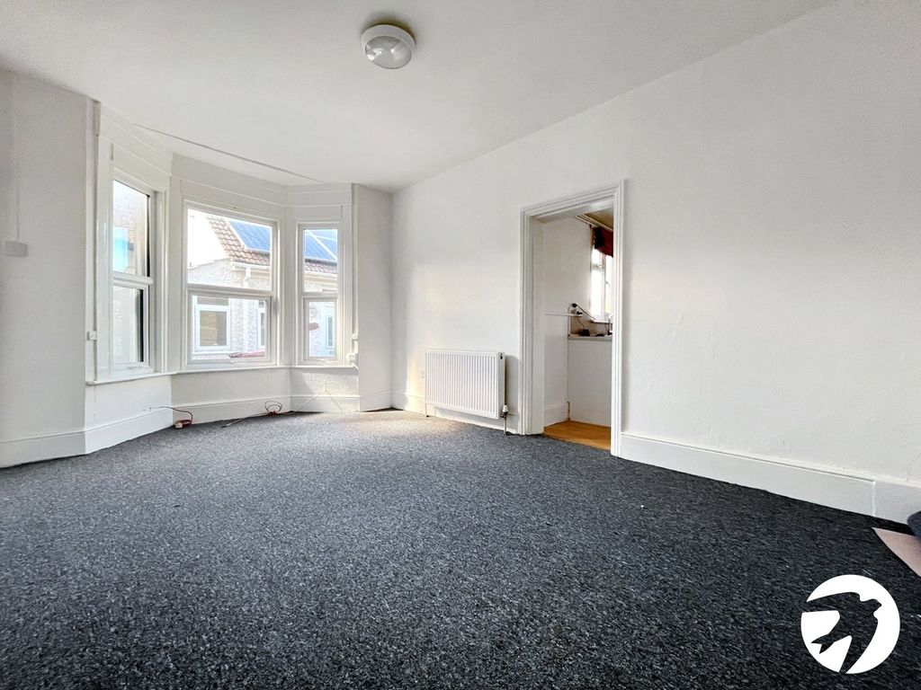 Property photo 2 of 8 Picture No. 09