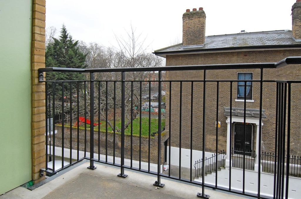 Property photo 2 of 7 Photo 2