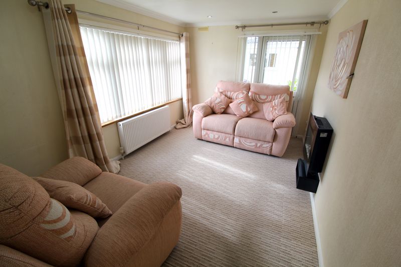 Property photo 2 of 9 Living Room