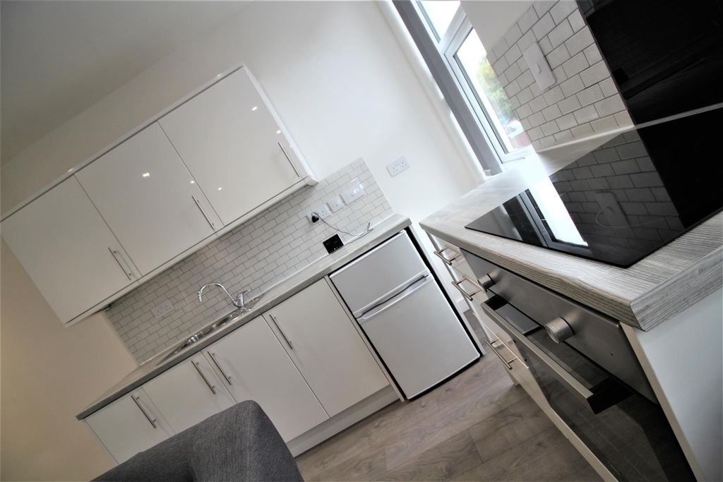 Property photo 3 of 11 Img_0796.Jpg