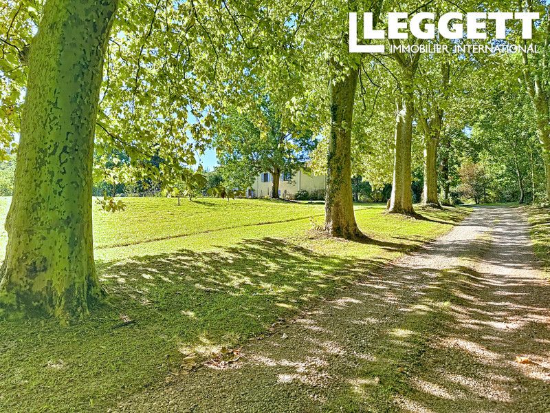 Property photo 3 of 10