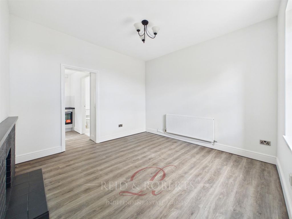 Property photo 3 of 22 Cam03999G0-Pr0247-Still002.Jpg