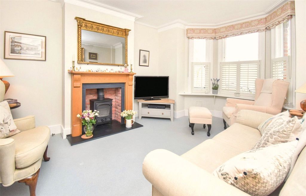 Property photo 2 of 18 Picture No. 26