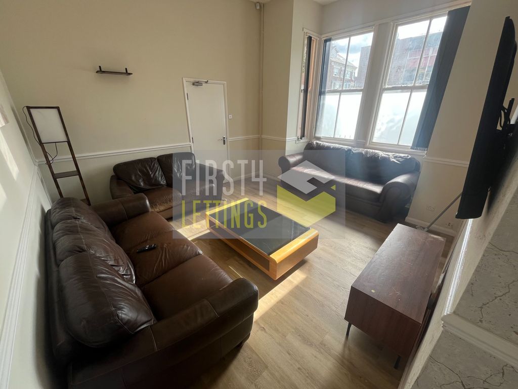 Property photo 2 of 22 Photo 6