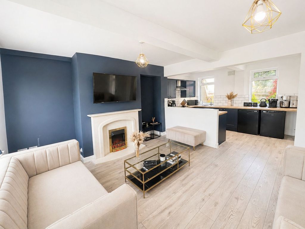 Property photo 3 of 11 Open Living.