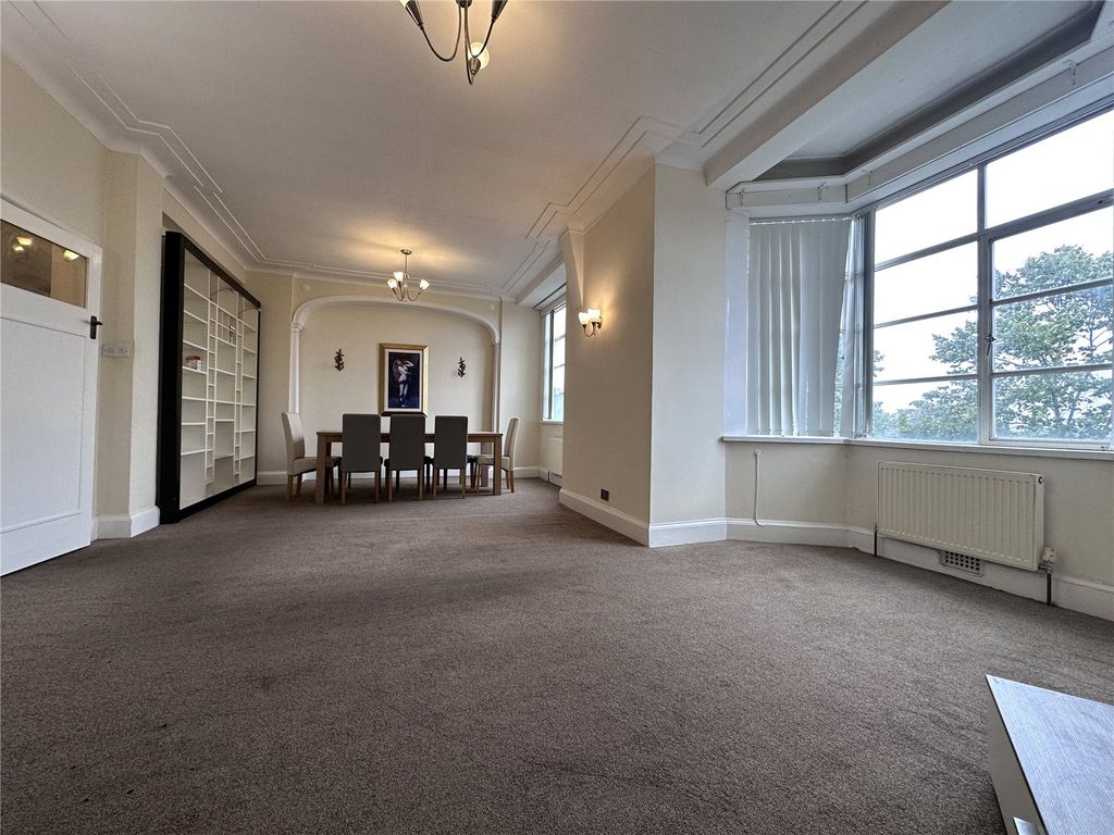 Property photo 3 of 11 Picture No. 06