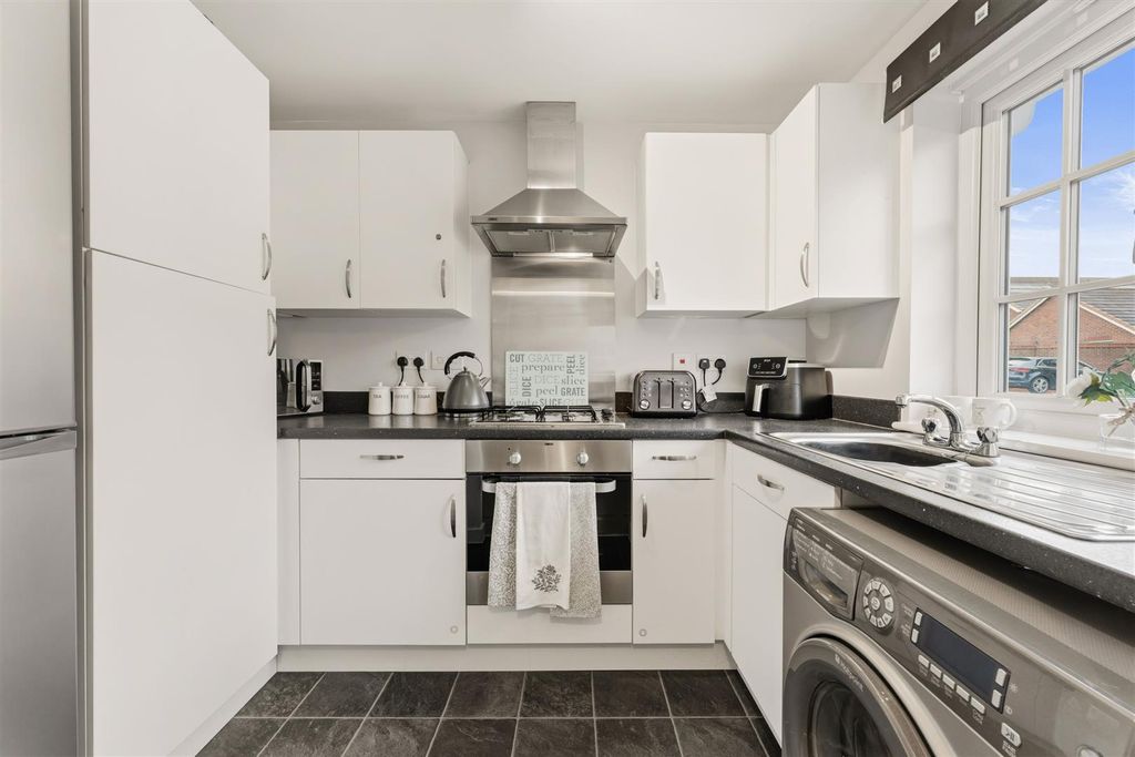 Property photo 2 of 23 Home_01.Jpg