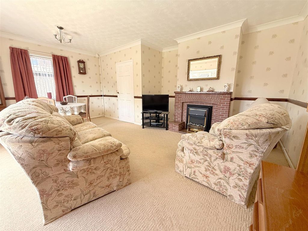 Property photo 3 of 18 Img_5243.Jpg