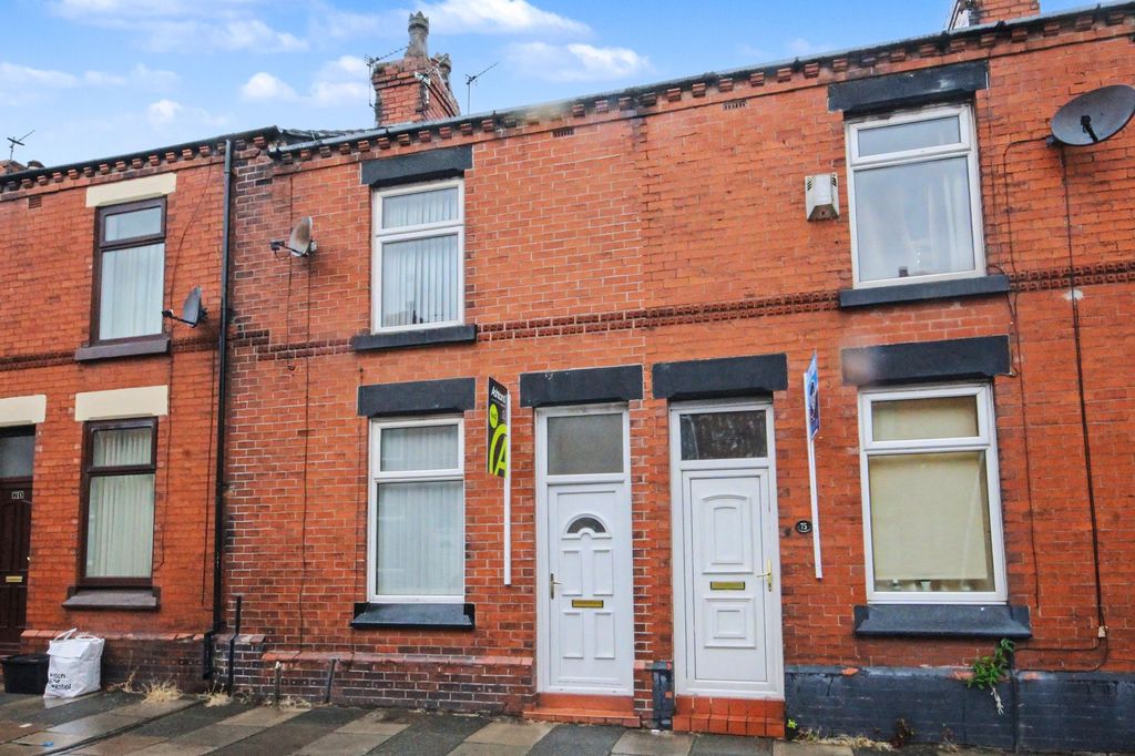 Property photo 1 of 10