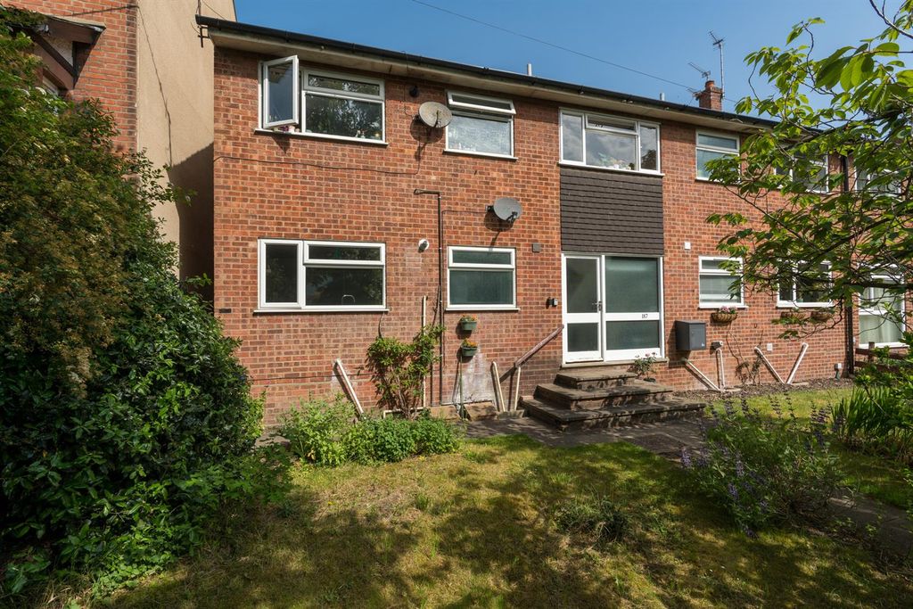 Property photo 1 of 15 Flat1-187Unthankrd-002.Jpg