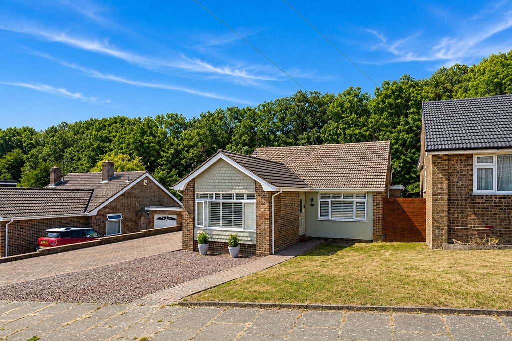 Property photo 1 of 43