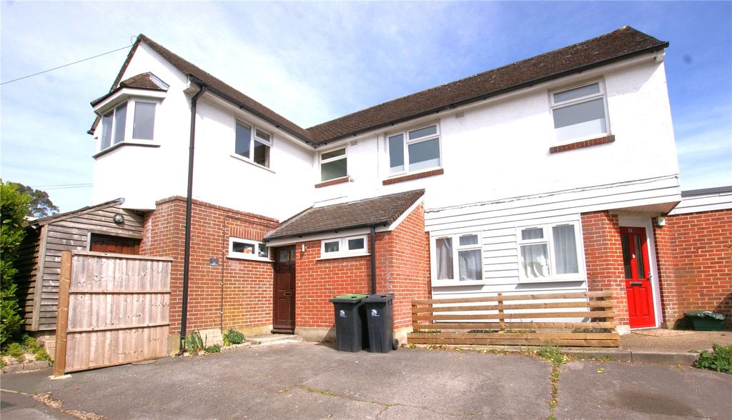 Property photo 1 of 6 Picture No. 05