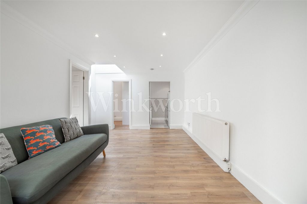 Property photo 2 of 11 Picture No. 04