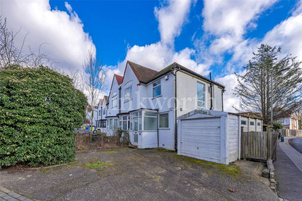 Property photo 1 of 12 Picture No. 17