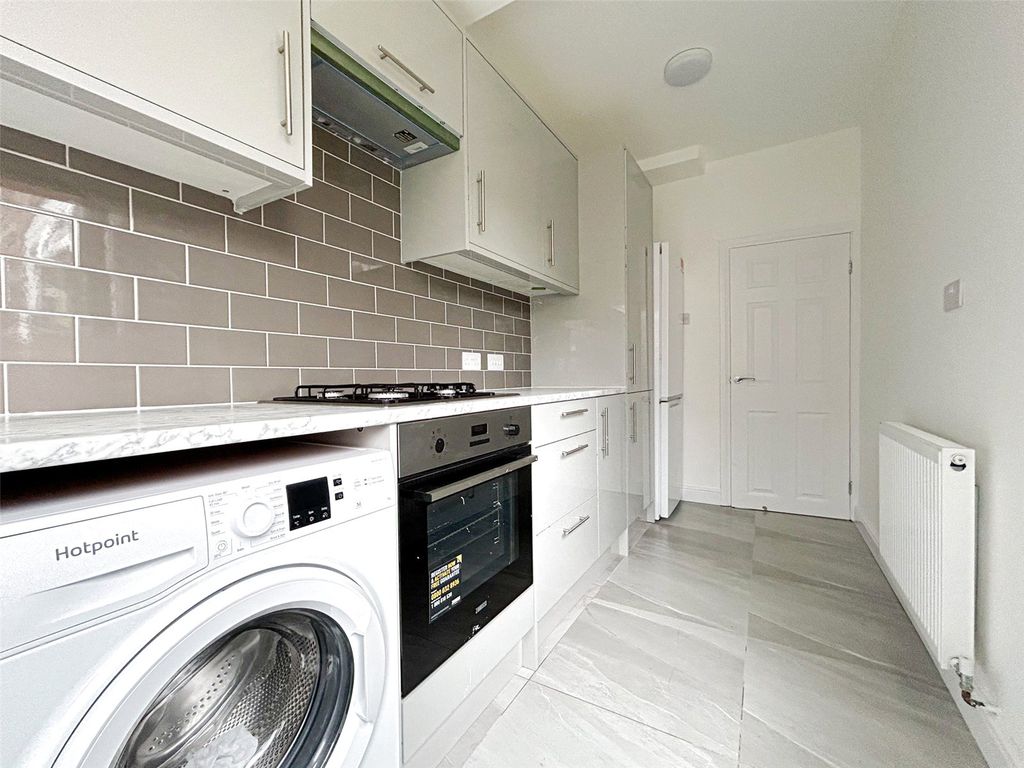 Property photo 2 of 13 Picture No. 03