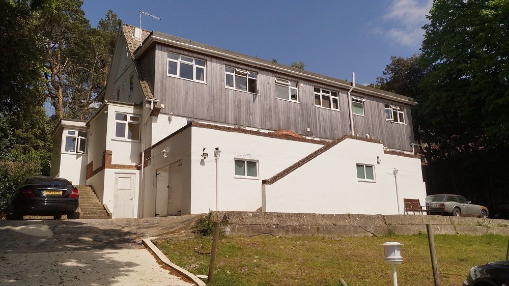 Property photo 1 of 12