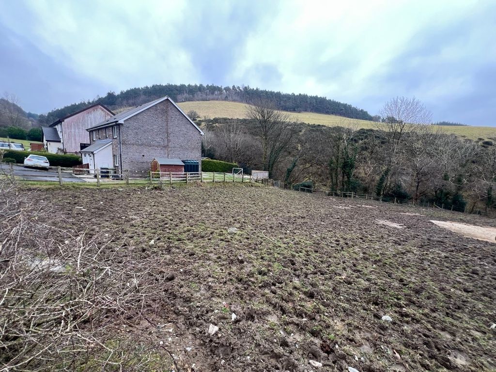 Property photo 1 of 4