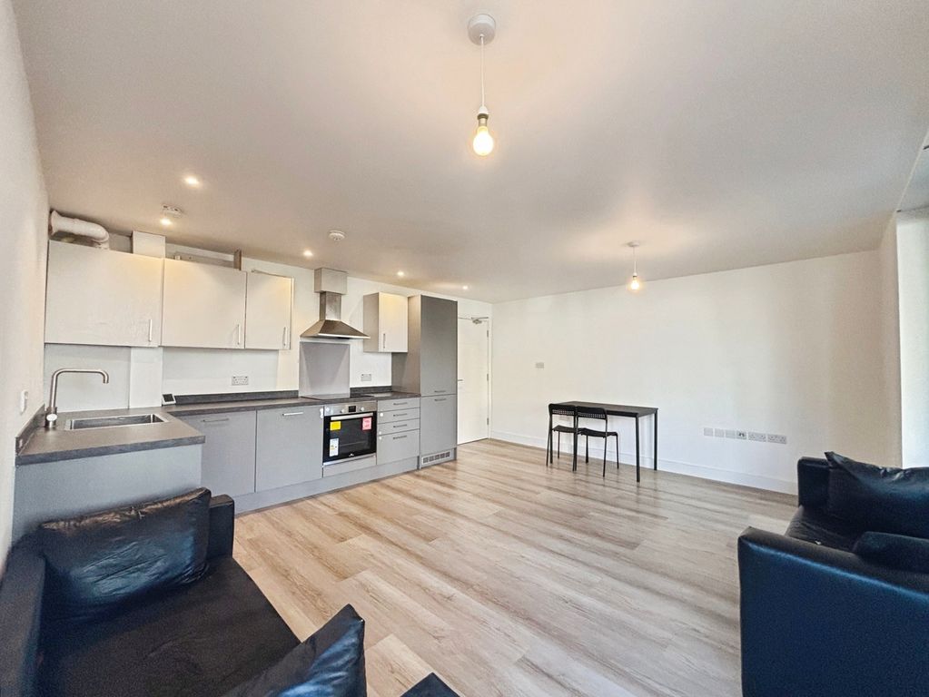 Property photo 2 of 8 Pbox-Img.Jpg