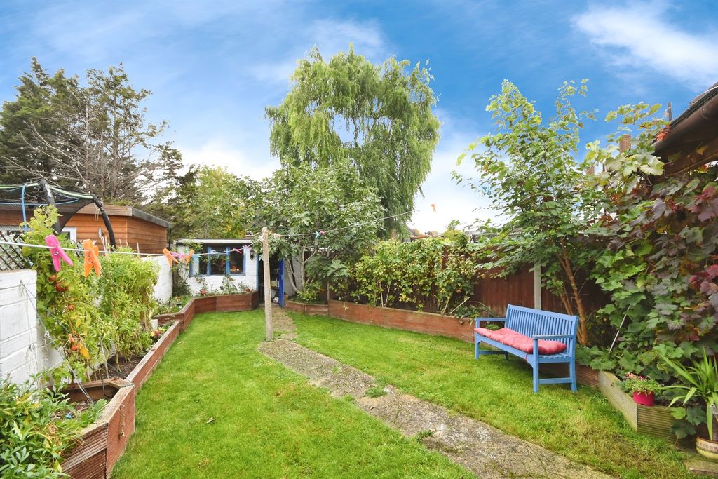 Property photo 2 of 14