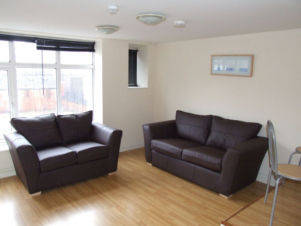 Property photo 1 of 2