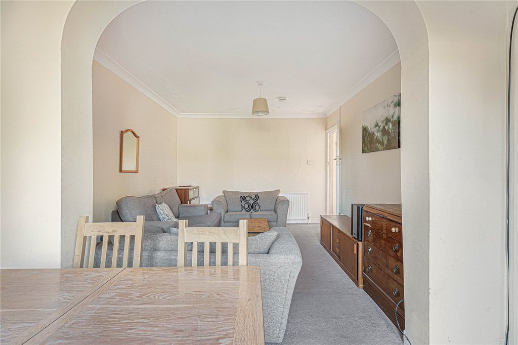 Property photo 3 of 14 Picture No. 06