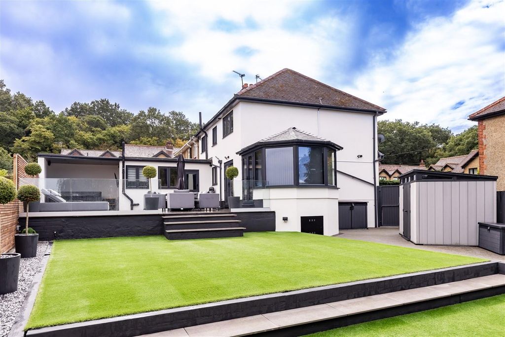 Property photo 1 of 30 4, Forest Close (32).Jpg