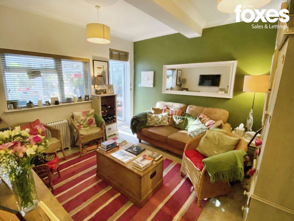Property photo 3 of 17 3980984