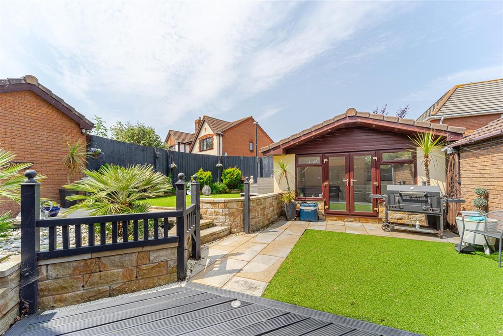 Property photo 2 of 21 Rear Garden