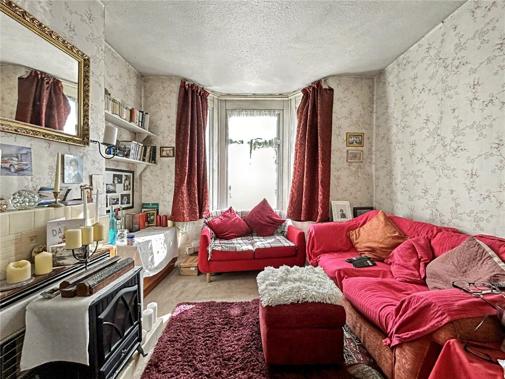 Property photo 3 of 12 Picture No. 15