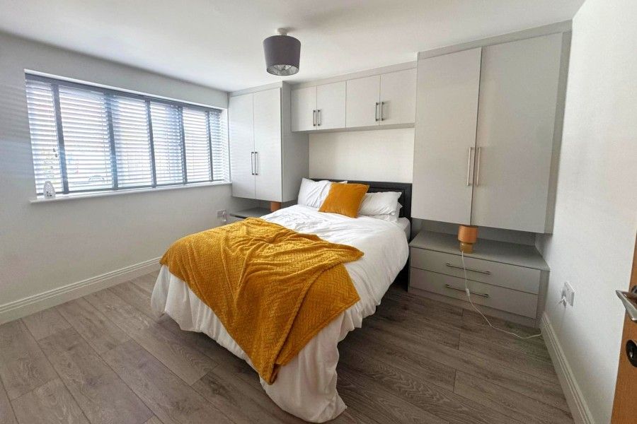 Property photo 3 of 5