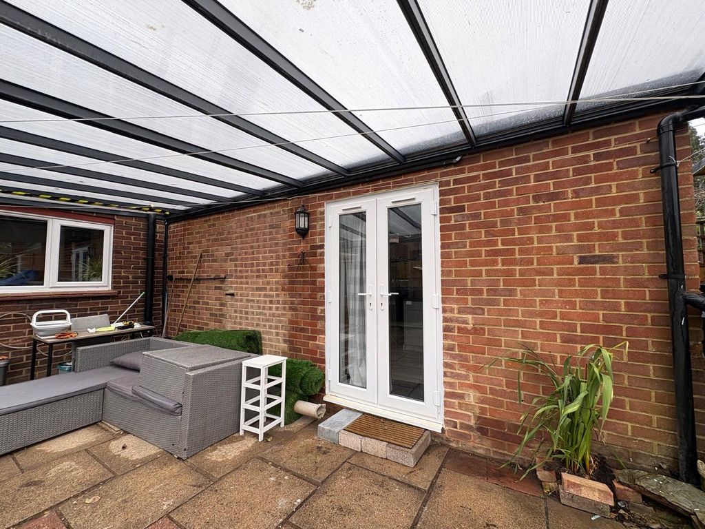 Property photo 2 of 7 Picture No. 17