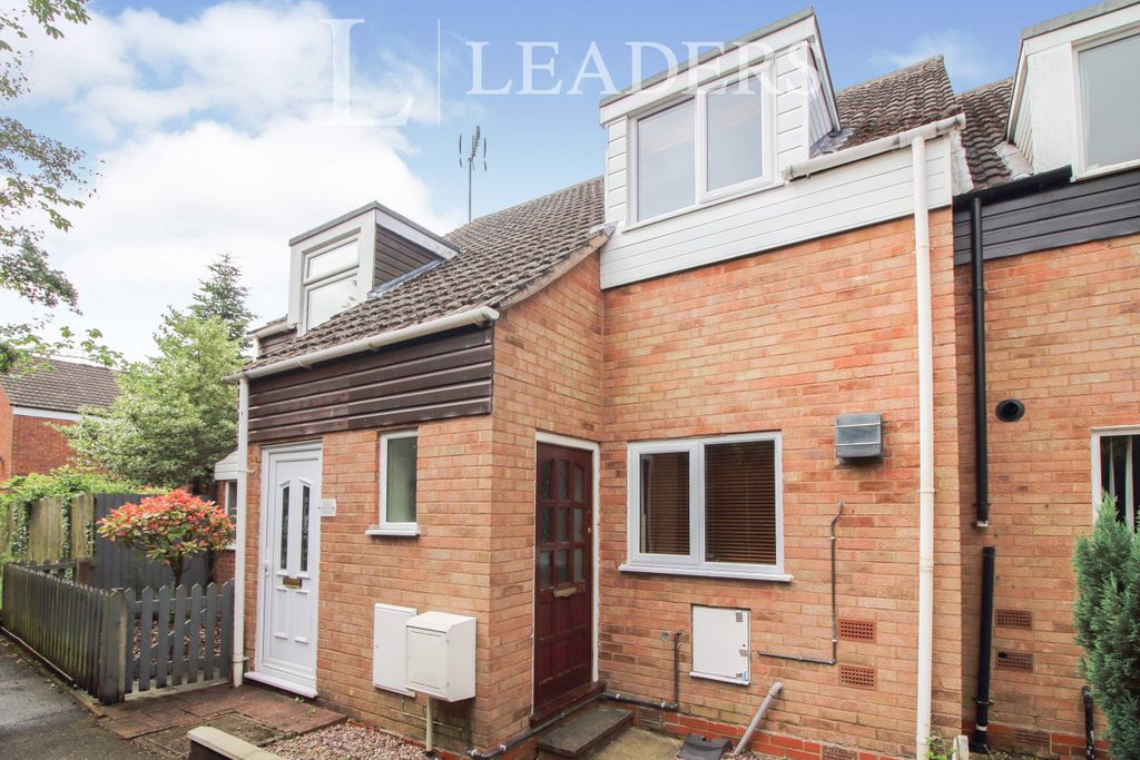 Property photo 1 of 8 External