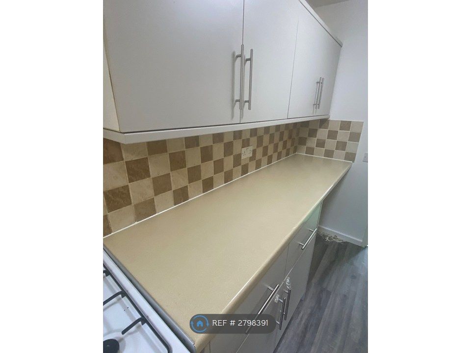 Property photo 2 of 2 Kitchen 2
