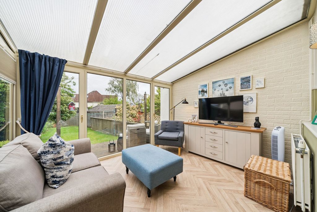 Additional image 7 of 3 bed semi-detached house for saleGlen Crescent, Yoker, Glasgow G13
