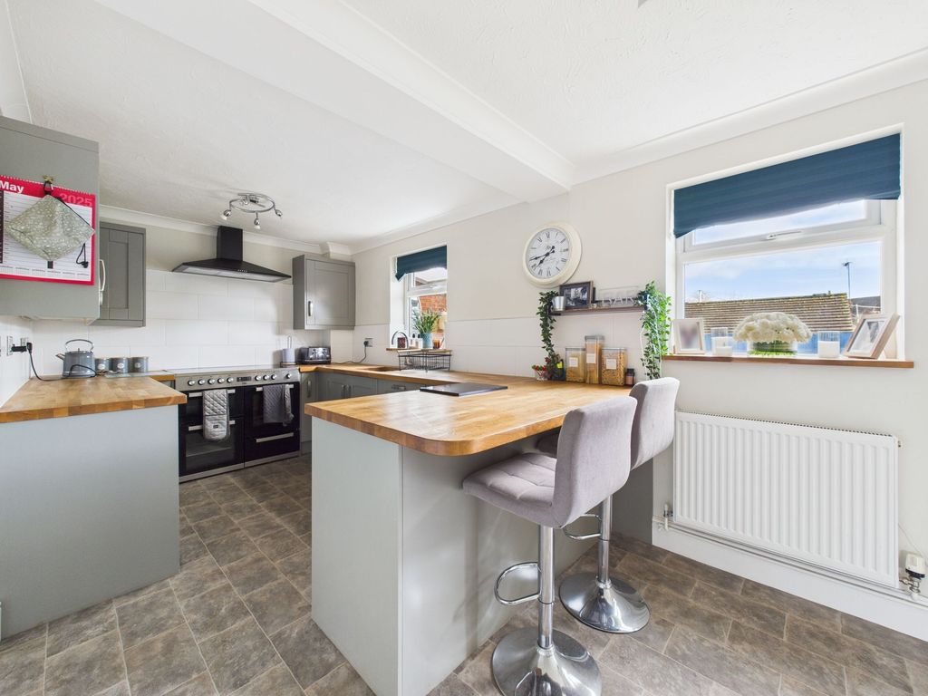 Property photo 3 of 24