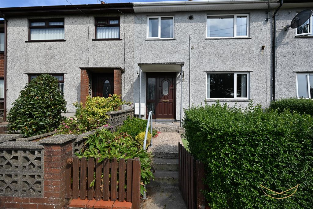 Property photo 2 of 33 Dhp-9.Jpg