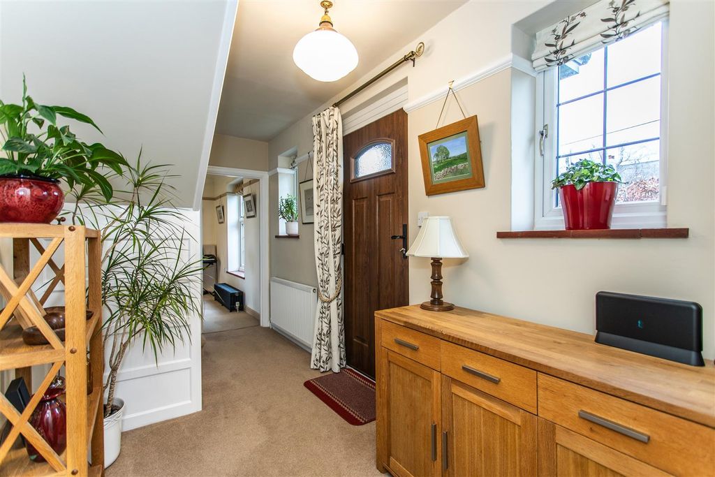 Property photo 3 of 38 Whitehaven31.Jpg