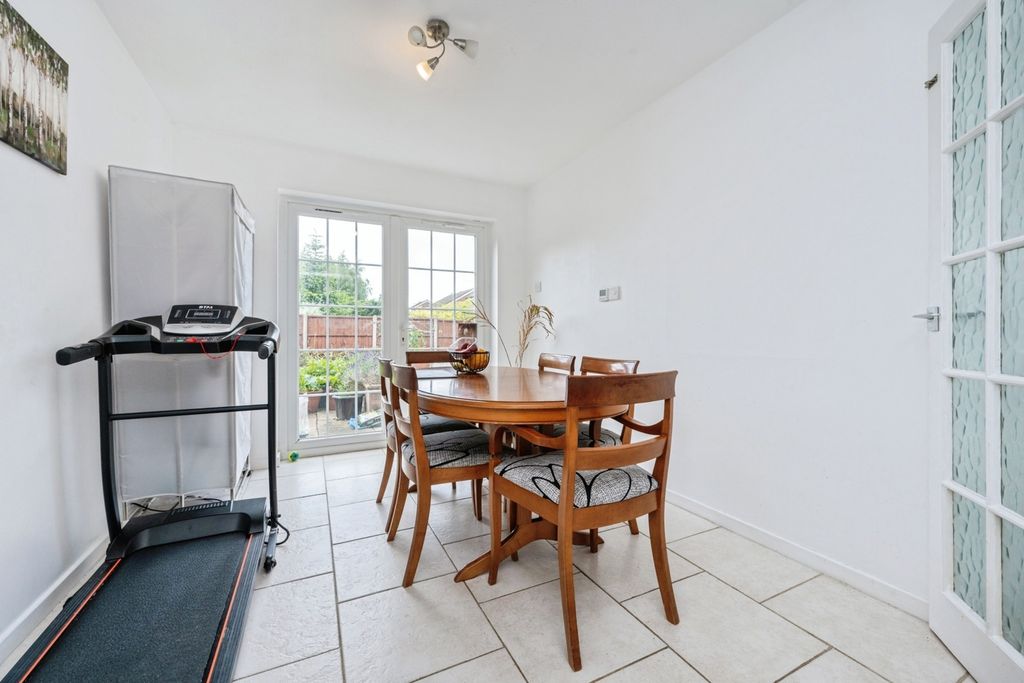 Property photo 3 of 19 Pbox-Img.Jpg