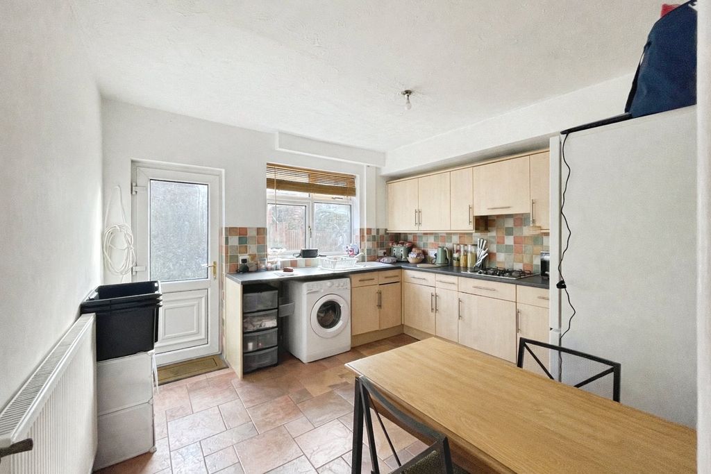 Property photo 2 of 14 Picture No. 22