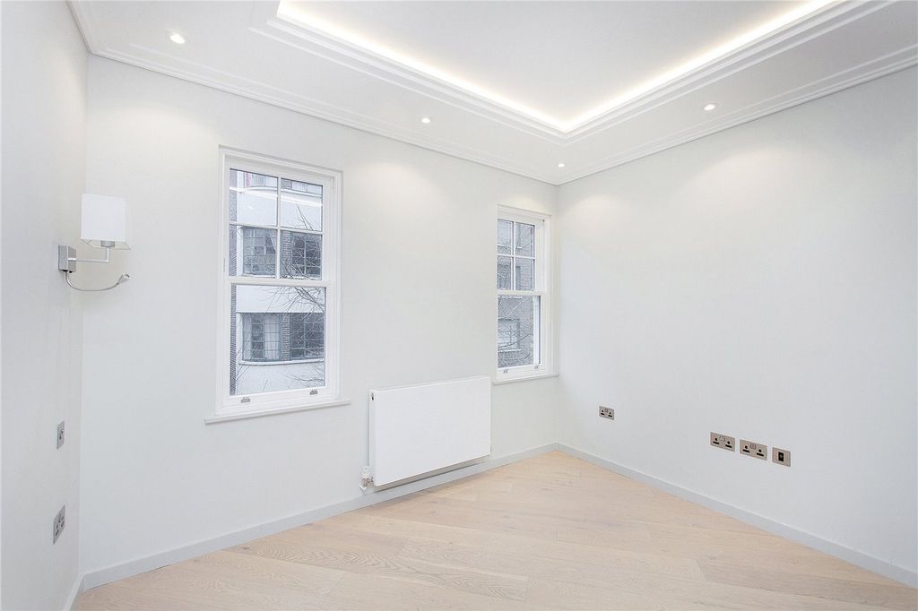 Property photo 3 of 7 Picture No. 05