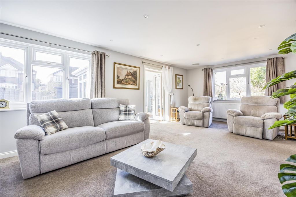 Property photo 3 of 32 2 Warfield Avenue, Waterlooville-Porticomarketing-